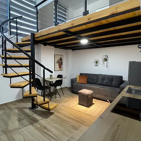 Apartment D&e *