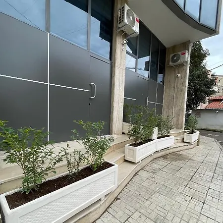 D&e Apartment *